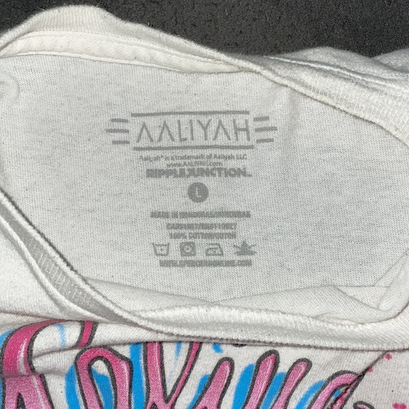 a graphic t shirt - Picture 2 of 2